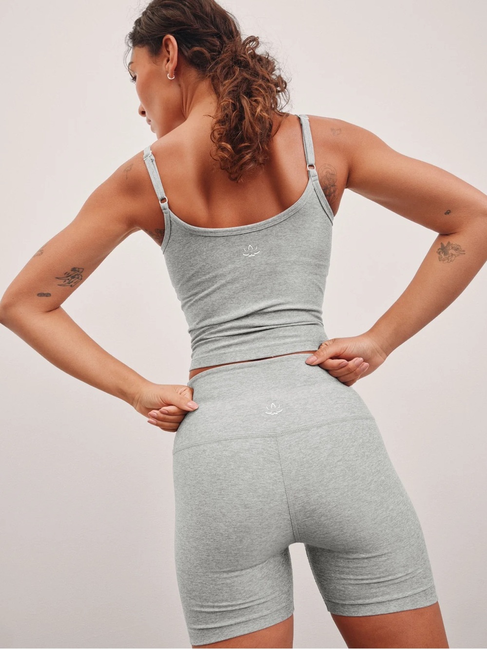 Beyond Yoga Spacedye Forever Tank in Silver Mist XS - Picture 2 of 4